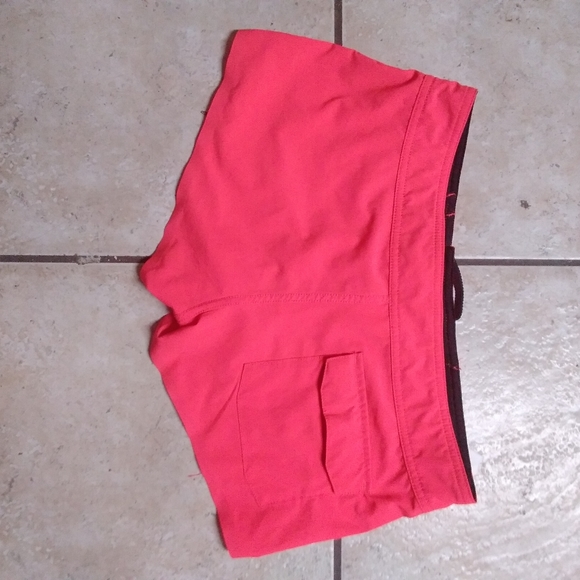 Fox Shorts - Picture 2 of 2